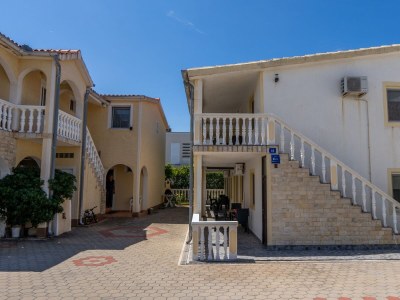 Apartment Two bedroom apartment with terrace Vir A-23334-a - Outdoor photo 3