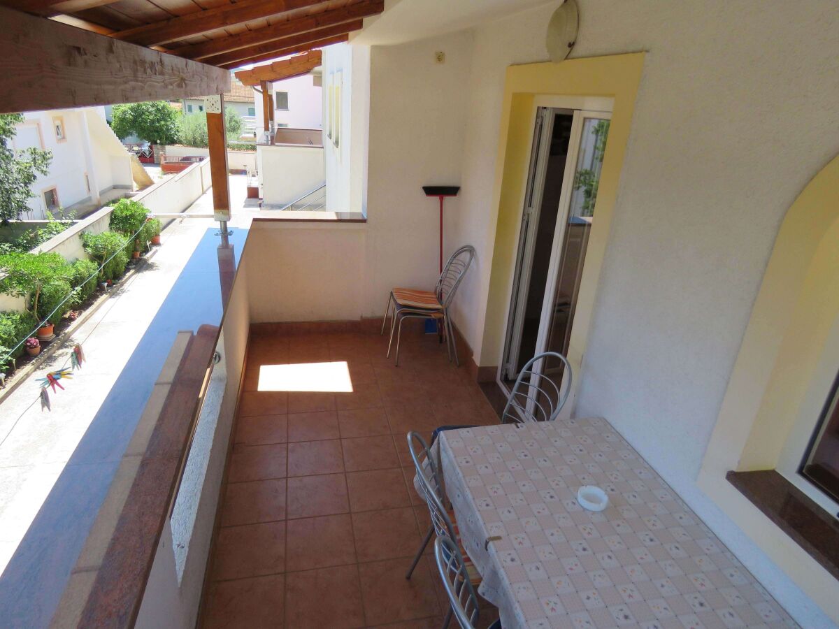 Apartment Two bedroom apartment with balcony Biograd na Moru, Biograd A-23415-a