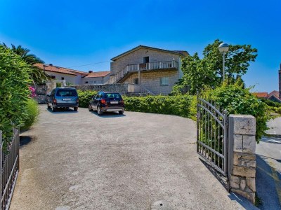 Apartment One bedroom apartment with balcony and sea view Hvar A-23674-c - Outdoor photo 8