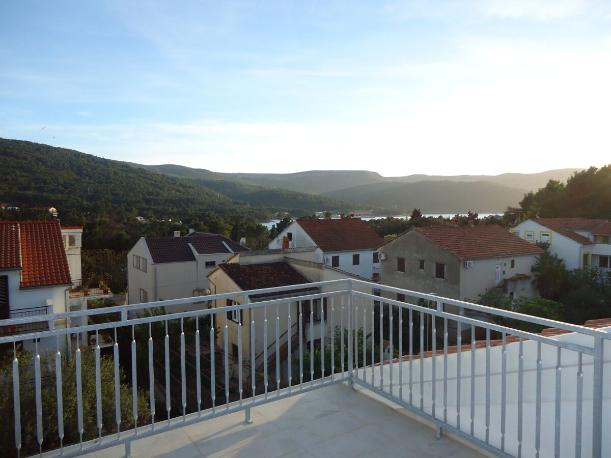 Apartment One bedroom apartment with terrace and sea view Stari Grad, Hvar A-18458-c