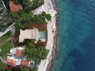 Villa Three bedroom house near beach Sumartin, Brač K-5639 - Outdoor photo 4
