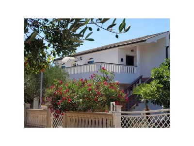 Apartment One bedroom apartment with terrace Rudina, Hvar A-23777-b - Outdoor photo 4