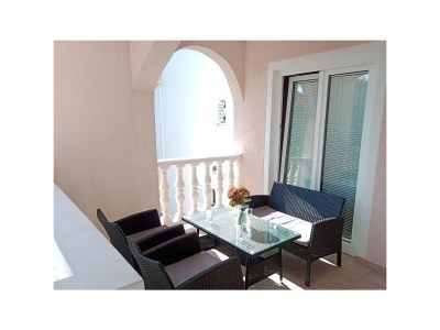 Apartment Two bedroom apartment with balcony Lopar, Rab A-23825-a - Outdoor photo 12