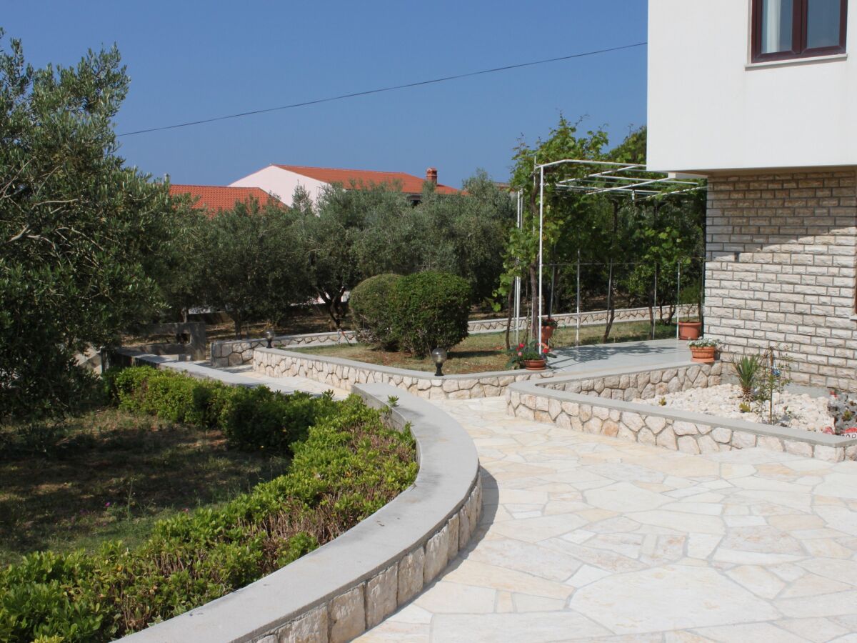 Apartment Two bedroom apartment with terrace Novalja, Pag A-3307-c - Outdoor photo 4