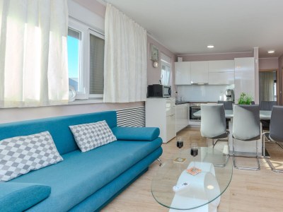Apartment Two bedroom apartment with terrace Vir A-18519-a - Outdoor photo 9
