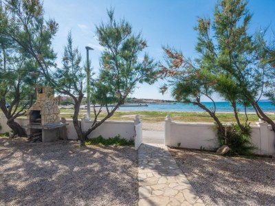 Apartment One bedroom apartment near beach Vir A-20203-a - Outdoor photo 4