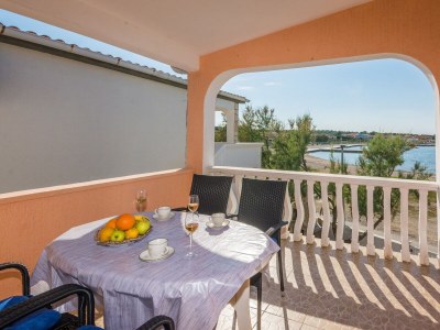 Apartment One bedroom apartment near beach Vir A-20203-d in Vir - Apartment