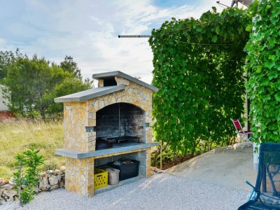 Apartment Two bedroom apartment with terrace Vir - Torovi - Vir - Pedinka, Vir A-18577-b - Outdoor photo 3