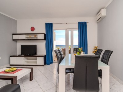 Apartment Two bedroom apartment near beach Privlaka, Zadar A-23531-c - Outdoor photo 16