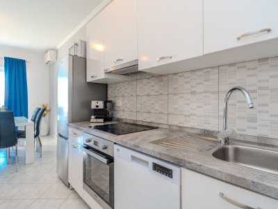 Apartment Two bedroom apartment near beach Privlaka, Zadar A-23531-d - Outdoor photo 17
