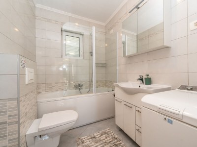 Apartment Two bedroom apartment near beach Privlaka, Zadar A-23531-f - Outdoor photo 20