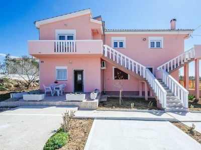 Apartment One bedroom apartment with balcony and sea view Vrsi, Zadar A-23537-b in Vrsi - Apartment