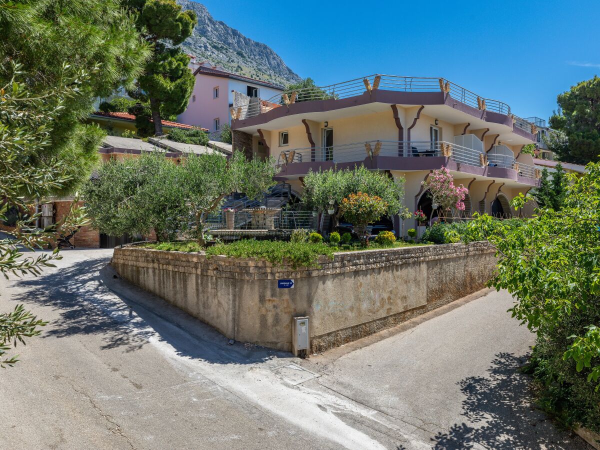 Apartment Two bedroom apartment with terrace and sea view Lokva Rogoznica, Omiš A-24321-a - Outdoor photo 2