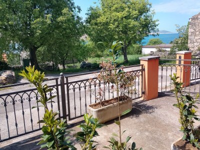 Apartment One bedroom apartment with balcony and sea view Rovanjska, Paklenica A-24348-b - Outdoor photo 21