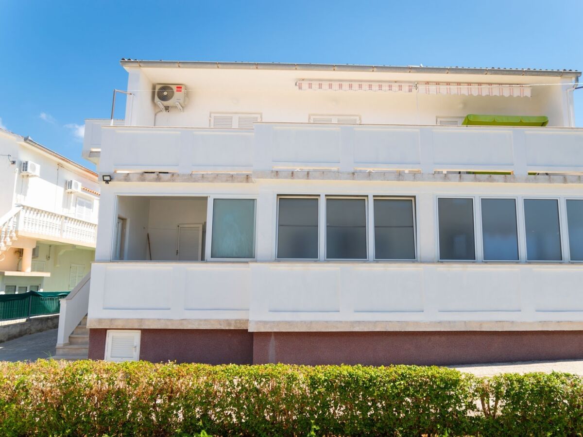 Apartment Two bedroom apartment with terrace Rab A-24367-b - Outdoor photo 2