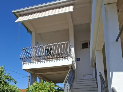 Apartment One bedroom apartment with terrace and sea view Trogir A-24405-a in Trogir - Apartment