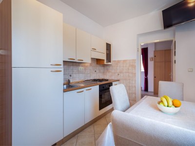 Apartment One bedroom apartment with terrace and sea view Trogir A-24405-a - Outdoor photo 6