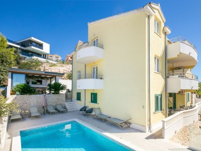 Apartment Two bedroom apartment with terrace and sea view Seget Vranjica, Trogir A-24447-b - Outdoor photo 2