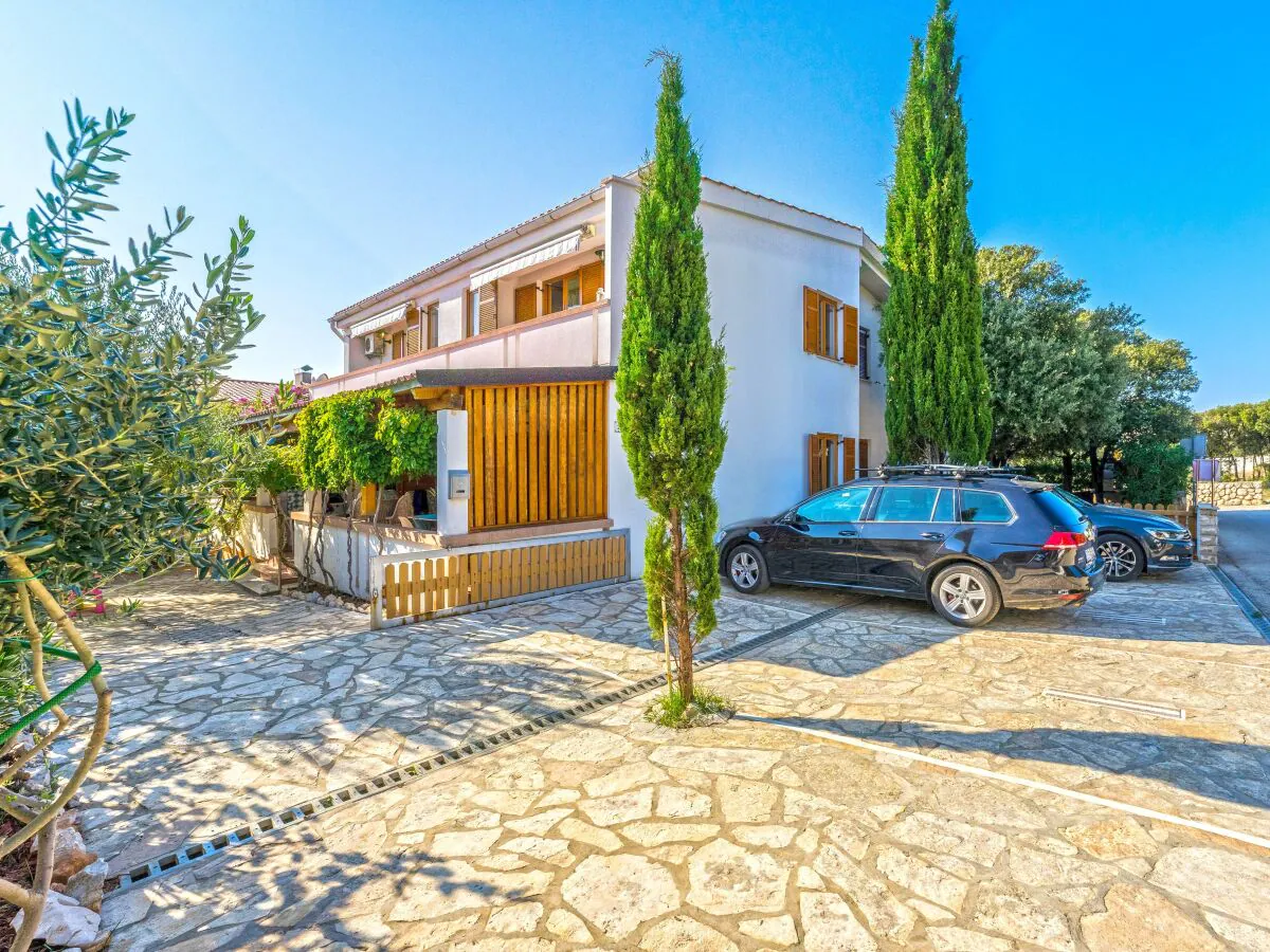 Apartment One bedroom apartment with terrace Mandre, Pag A-24492-b
