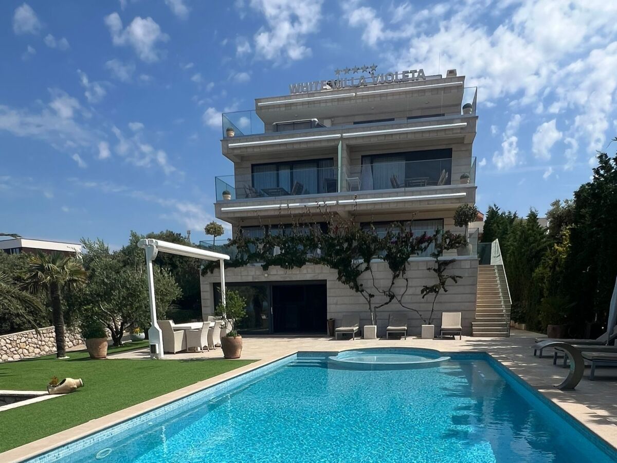 Apartment Two bedroom apartment with terrace and sea view Mandre, Pag A-24502-a - Outdoor photo 3