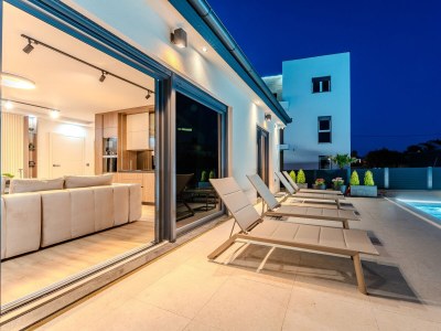 Holiday house Three bedroom house with air-conditioning Privlaka, Zadar K-24747 in Privlaka - Holiday house