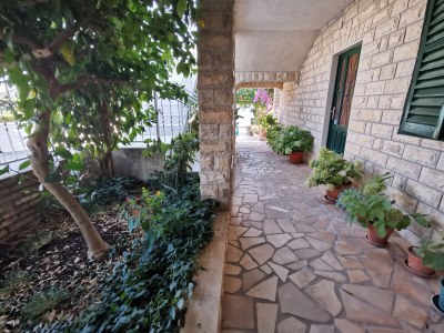 Apartment Two bedroom apartment near beach Vinišće, Trogir A-4288-c - Outdoor photo 12