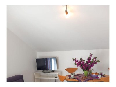Apartment Three bedroom apartment with terrace and sea view Poljica, Trogir A-24016-a - Outdoor photo 9