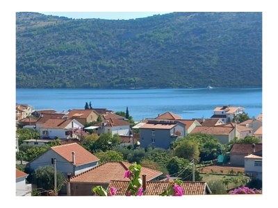 Apartment Three bedroom apartment with terrace and sea view Poljica, Trogir A-24016-a - Outdoor photo 29