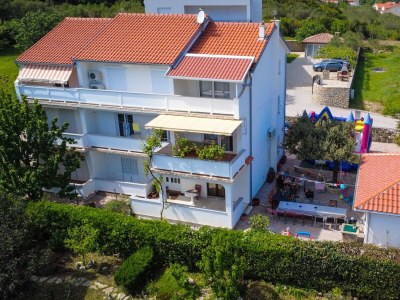 Apartment Two bedroom apartment with terrace and sea view Palit, Rab A-4971-c in Rab - Apartment
