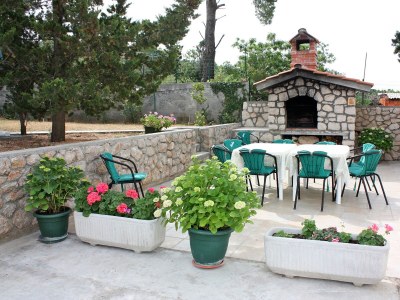 Apartment Two bedroom apartment with terrace and sea view Barbat, Rab A-4962-a - Outdoor photo 6