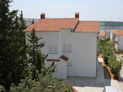 Apartment Two bedroom apartment with terrace and sea view Barbat, Rab A-4962-b - Outdoor photo 4