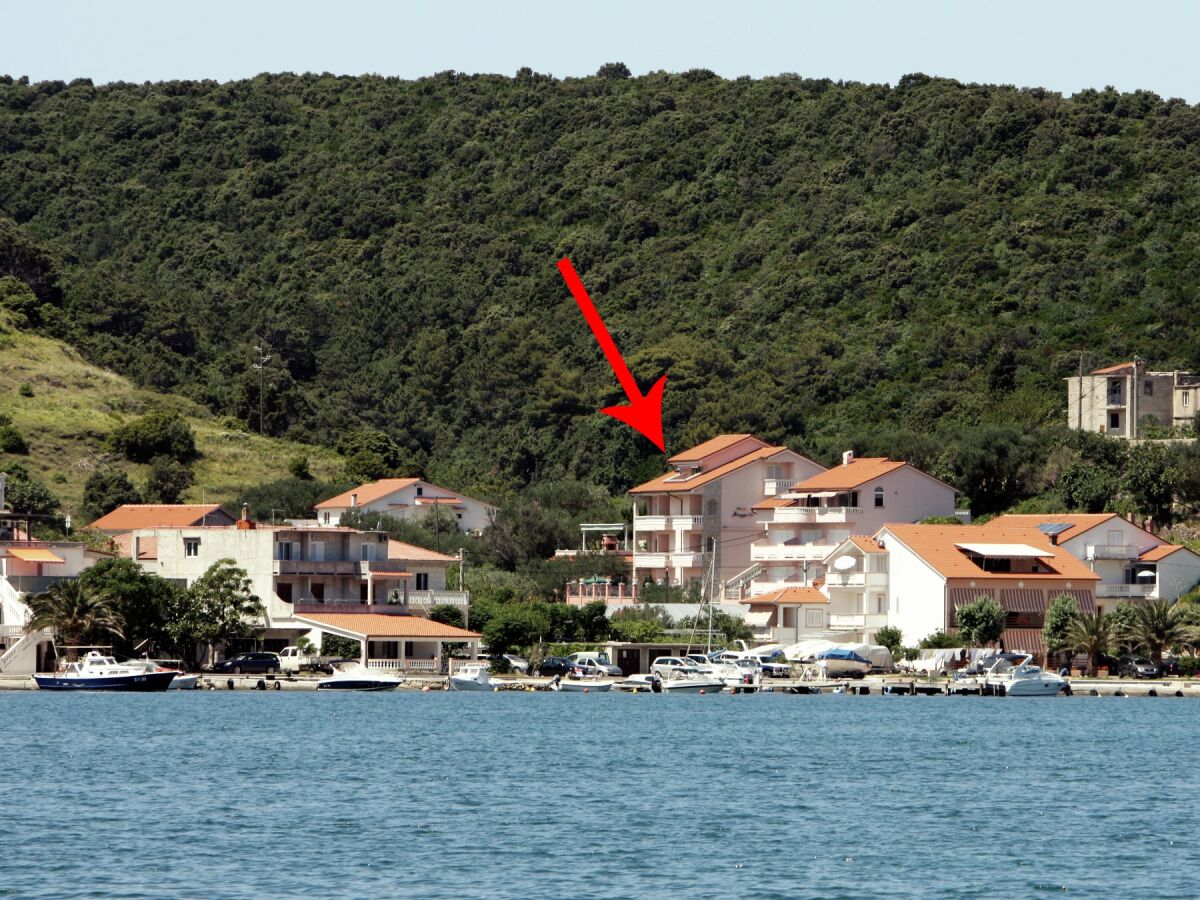 Holiday room with terrace and sea view Supetarska Draga - Donja, Rab S-5033-c