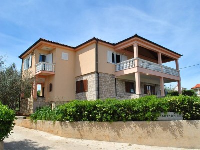 Apartment Two bedroom apartment near beach Ugljan A-829-b - Outdoor photo 3