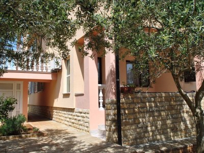 Apartment Two bedroom apartment near beach Ugljan A-829-b - Outdoor photo 7