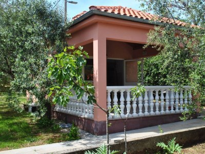Apartment Two bedroom apartment near beach Ugljan A-829-b - Outdoor photo 10