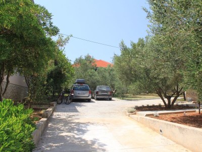 Apartment Two bedroom apartment near beach Ugljan A-829-c - Outdoor photo 17