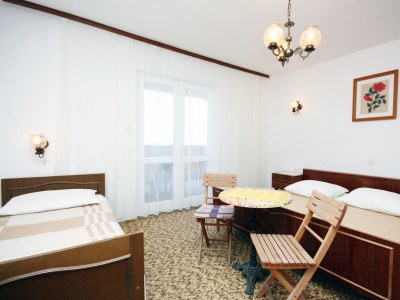 Holiday room with terrace and sea view Barbat, Rab S-5070-e in Rab - Holiday room