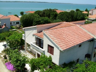 Apartment Four-bedroom apartment with terrace and sea view Vrsi - Mulo, Zadar A-5791-a - Outdoor photo 2