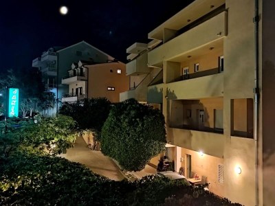 Holiday room with balcony and sea view Tučepi, Makarska S-6058-a - Outdoor photo 3