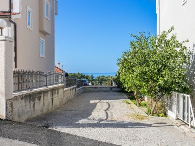 Apartment One bedroom apartment with terrace and sea view Podstrana, Split A-6072-a - Outdoor photo 12
