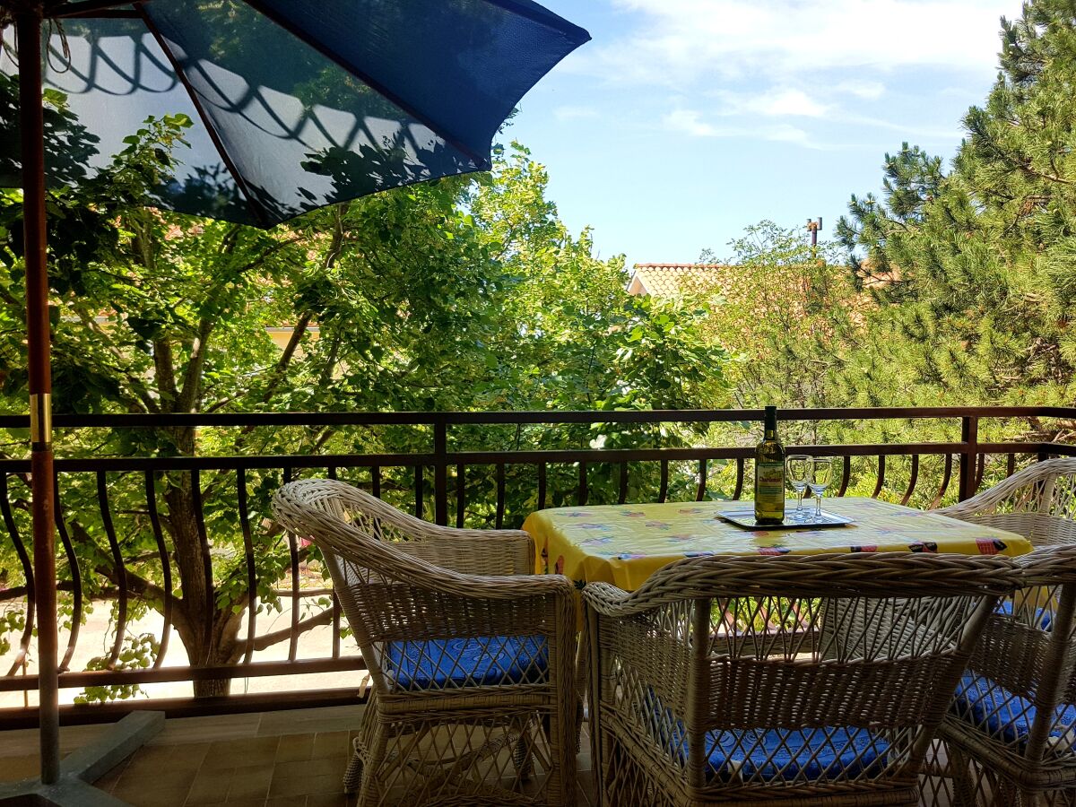 Apartment Studio flat near beach Starigrad, Paklenica AS-6621-a