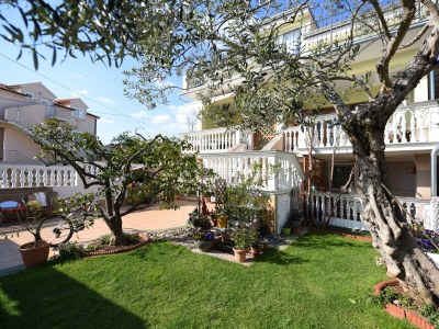 Apartment Two bedroom apartment with terrace Vodice A-6271-c in Vodice - Apartment
