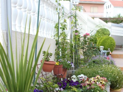 Apartment Two bedroom apartment with balcony and sea view Vodice A-6271-e - Outdoor photo 10