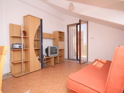 Apartment Two bedroom apartment with terrace and sea view Tribunj, Vodice A-6223-b in Tribunj - Apartment