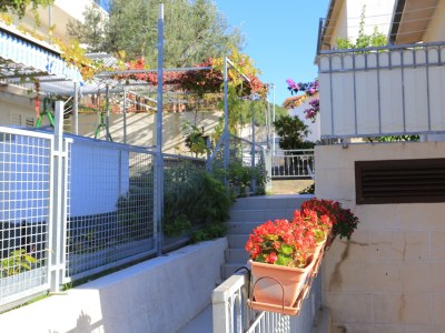 Apartment Two bedroom apartment near beach Okrug Donji, Čiovo A-6859-d - Outdoor photo 12