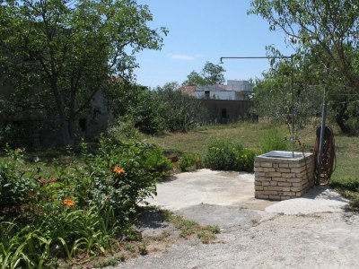 Apartment One bedroom apartment with terrace and sea view Starigrad, Paklenica A-6623-e - Outdoor photo 6