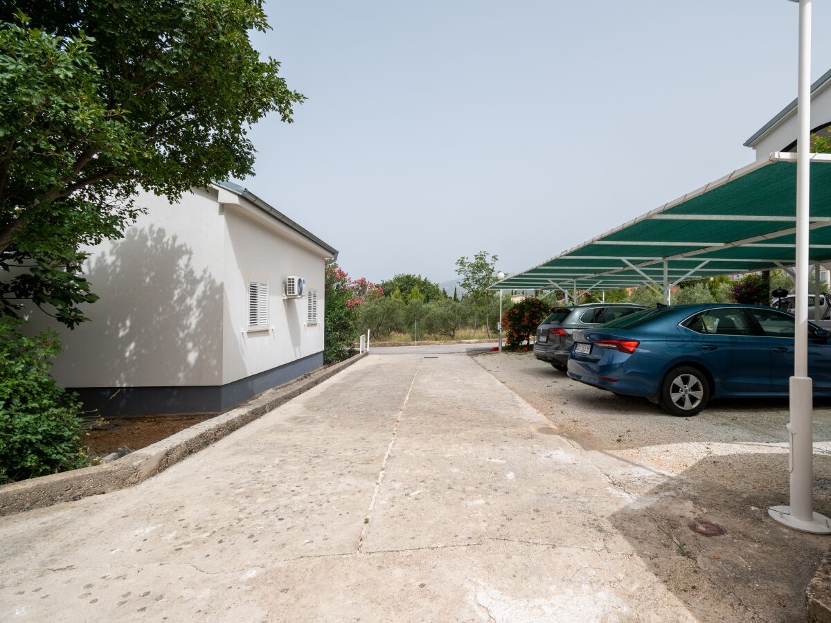 Apartment Apartments by the sea Starigrad, Paklenica - 6580 - Outdoor photo 5