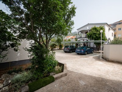 Apartment Apartments by the sea Starigrad, Paklenica - 6580 - Outdoor photo 7