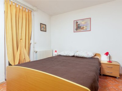Apartment One bedroom apartment with terrace Valbandon, Fažana A-7352-b - Outdoor photo 4
