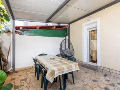 Apartment One bedroom apartment with terrace Valbandon, Fažana A-7352-b - Outdoor photo 11